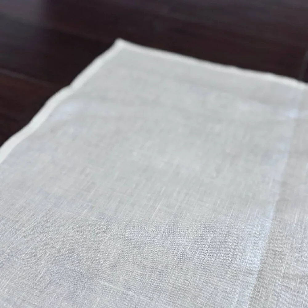 NWOT!  European Linen Kitchen Towel Set of 3 – Love is In the Air Theme